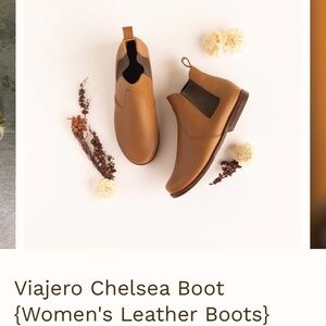 Adelisa & Co Viajero Chelsea Boot {Women's Leather Boots} Size US 10, EUR 40